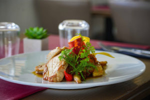 Plat de viande au restaurant le bord du lac cholet