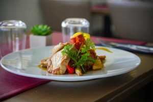 Plat de viande au restaurant le bord du lac cholet